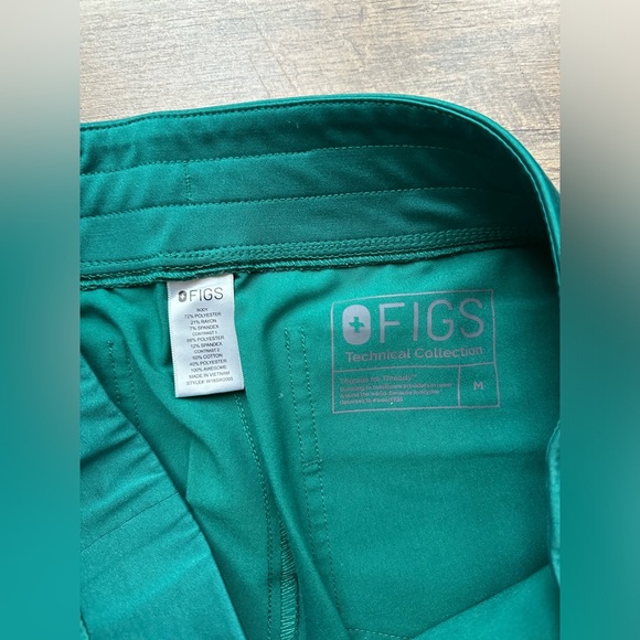 FIGS Zamora Scrub Pants - Picture 4 of 5